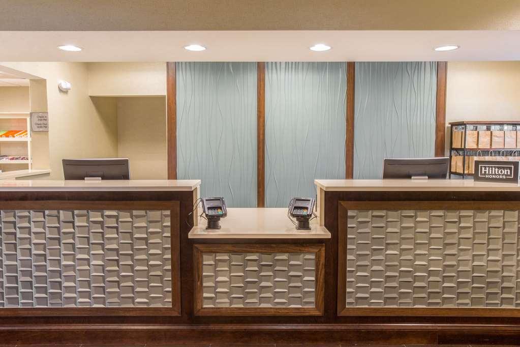 Homewood Suites By Hilton Davidson Beltér fotó